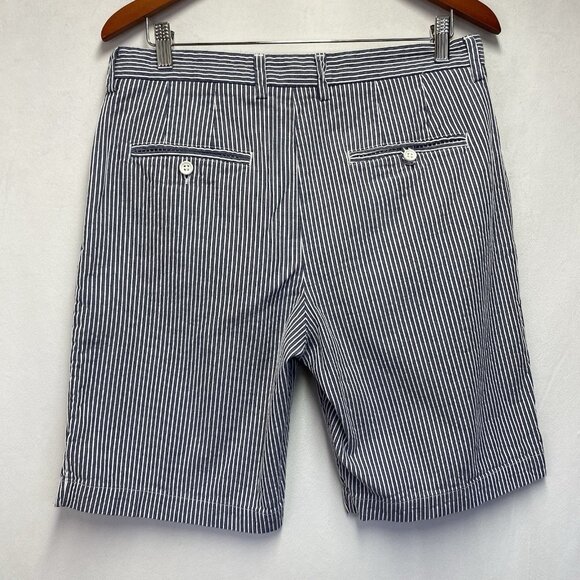 Vince Pleated Stripes Seersucker Shorts Mens Size 32 Gray-White Puckered Texture - Picture 2 of 16